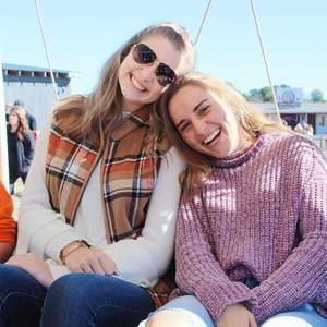 Meet your Posher, Caroline